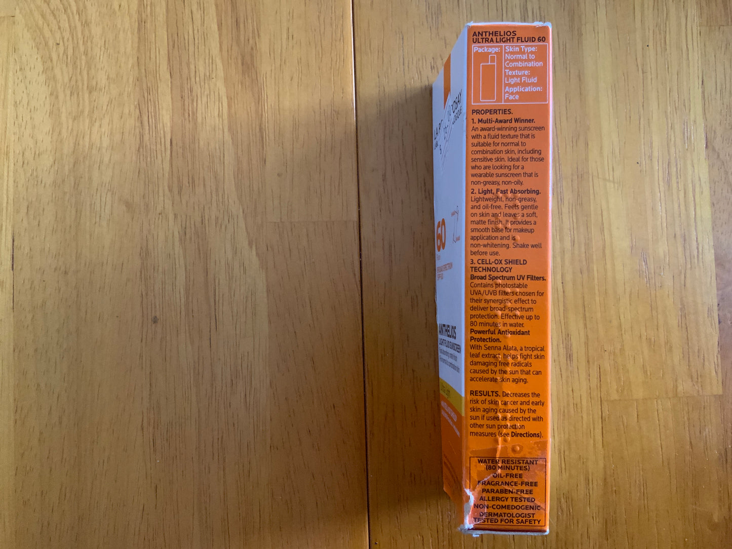 Anthelios Light Fluid Sunscreen